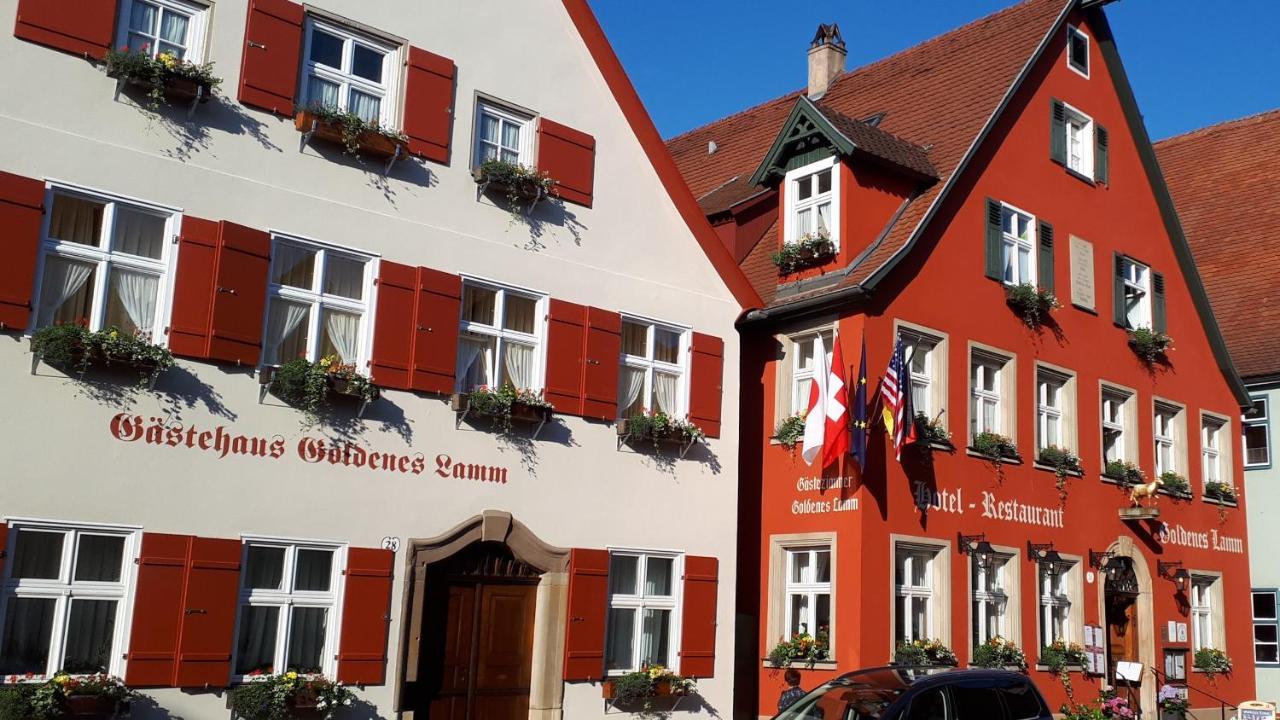 Hotel-Restaurant Goldenes Lamm Dinkelsbühl Buitenkant foto